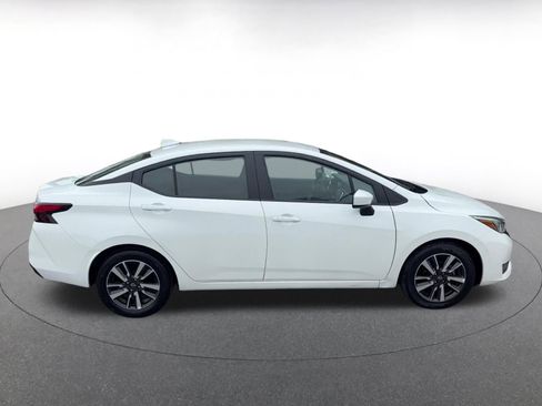 Used 2025 Nissan Versa SV FWD image 16