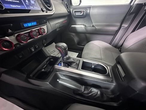 Used 2023 Toyota Tacoma SR5 AWD/4WD image 28