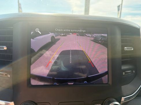 Used 2019 RAM 1500 Laramie RWD image 15