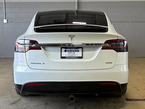 Used 2017 Tesla Model X 100D image 11