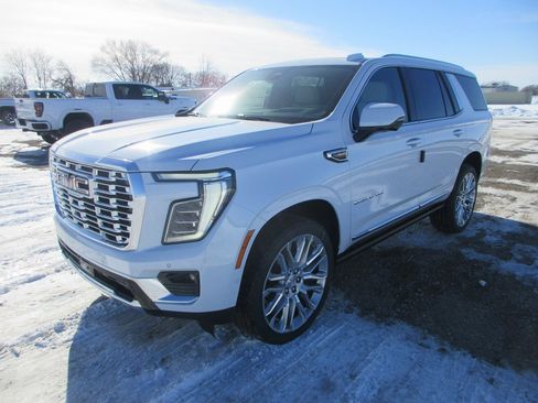 New 2026 GMC Yukon Denali image 9