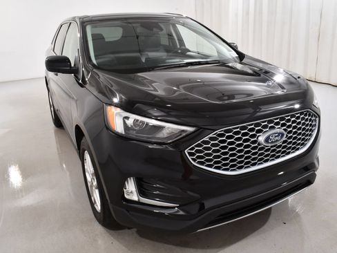 Used 2024 Ford Edge SEL w/ Convenience Package AWD/4WD image 4