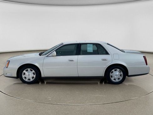 Used 2002 Cadillac De Ville image 2