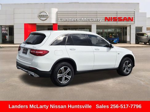 Used 2019 Mercedes-Benz GLC 350e GLC 350e image 3