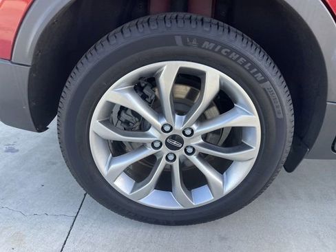 Used 2018 Lincoln MKC Select w/ Select Plus Package image 33