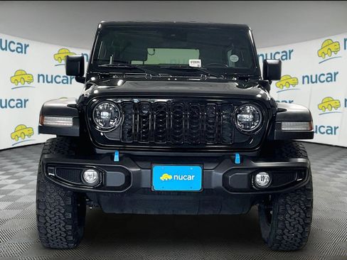 Used 2024 Jeep Wrangler Unlimited AWD/4WD image 2