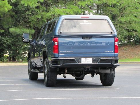 Used 2024 Chevrolet Silverado 2500 Custom w/ Custom Value Package AWD/4WD image 11