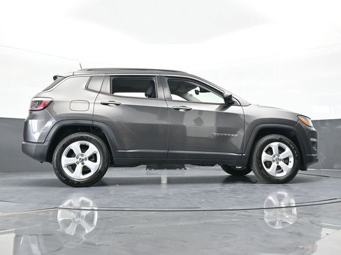 Used 2021 Jeep Compass Latitude image 56