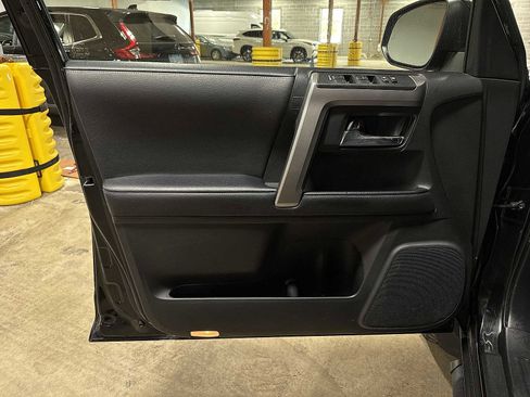 Certified 2023 Toyota 4Runner SR5 Premium image 30