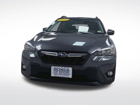 Used 2021 Subaru Crosstrek 2.0i Premium image 3
