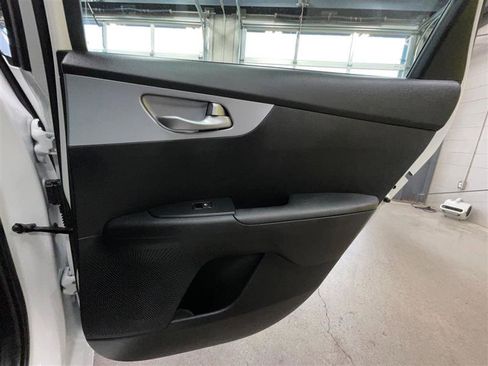 Used 2024 Kia Forte LXS image 21