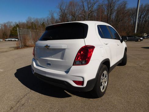 Used 2018 Chevrolet Trax LS image 5