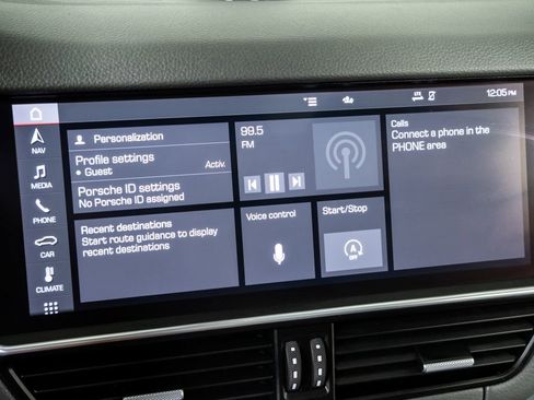 Used 2021 Porsche Cayenne Coupe image 14