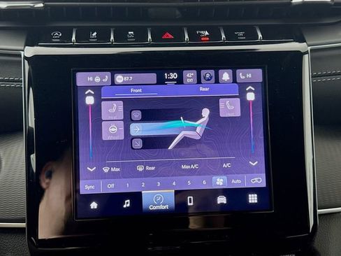 New 2025 Jeep Grand Cherokee L Altitude AWD/4WD image 15