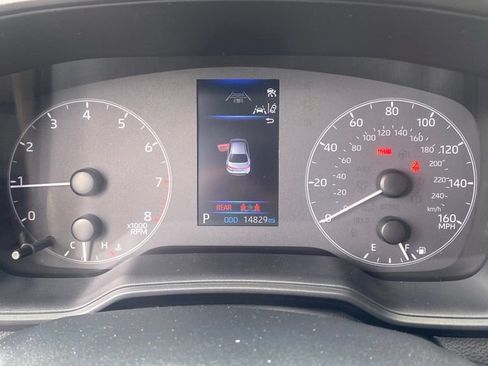 Used 2024 Toyota Corolla LE FWD image 5
