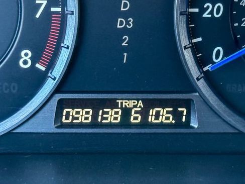 Used 2012 Honda Crosstour EX image 26