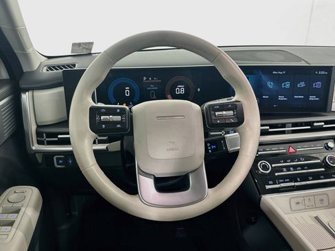 Used 2024 Hyundai Santa Fe SE FWD image 18