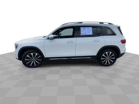 Used 2022 Mercedes-Benz GLB 250 4MATIC image 5