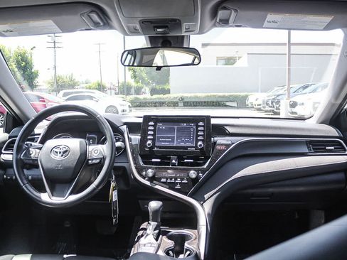 Used 2023 Toyota Camry SE FWD image 16