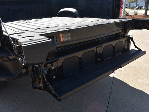 New 2026 Chevrolet Silverado 2500 ZR2 image 15