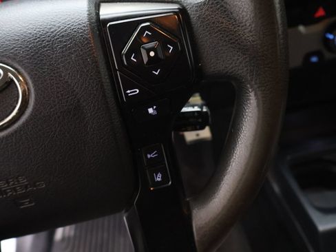 Used 2018 Toyota Tacoma SR RWD image 19