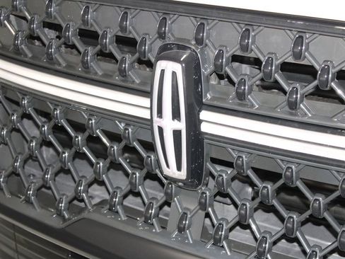 New 2025 Lincoln Navigator Reserve w/ Jet Appearance Package image 65