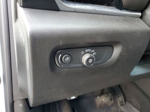 Used 2023 Chevrolet Traverse RS w/ LPO, Floor Liner Package image 9