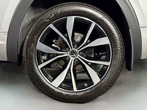 New 2026 Volkswagen Atlas SEL Premium R-Line AWD/4WD image 35