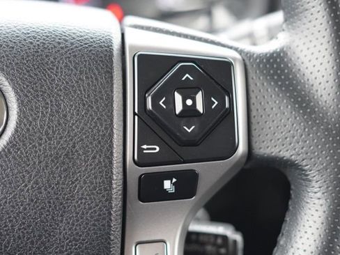 Used 2021 Toyota 4Runner SR5 image 27