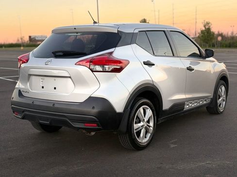 Used 2020 Nissan Kicks S image 7