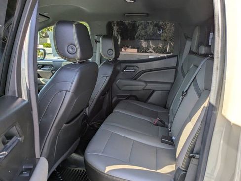 Used 2023 Chevrolet Colorado ZR2 w/ ZR2 Convenience Package III image 15