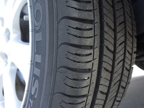 Used 2010 MAZDA MAZDA3 i Touring image 44