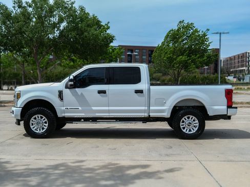 Used 2018 Ford F250 XLT AWD/4WD image 8