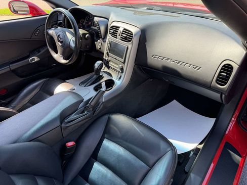 Used 2006 Chevrolet Corvette Coupe w/ Preferred Equipment Group image 15