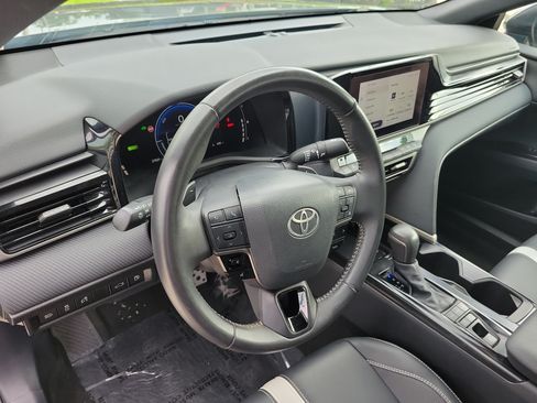 Certified 2025 Toyota Camry SE w/ Convenience Package FWD image 23