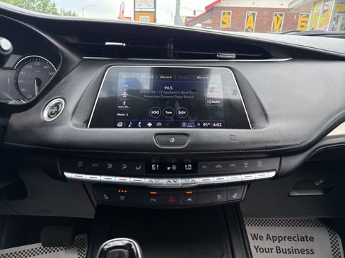 Used 2021 Cadillac XT4 Premium Luxury w/ Driver Assist Package AWD/4WD image 22