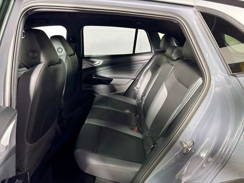 Certified 2023 Volkswagen ID.4 Pro S Plus AWD/4WD image 21