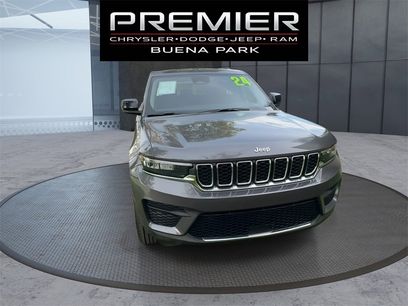 Certified 2024 Jeep Grand Cherokee Laredo