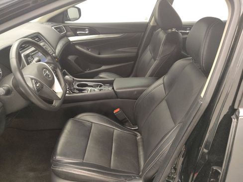 Used 2019 Nissan Maxima 3.5 SV w/ Floor Mat Group FWD image 17