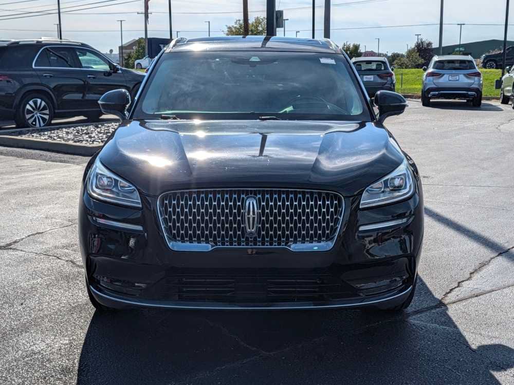Used 2020 Lincoln Corsair Reserve w/ Equipment Group 201A AWD/4WD image 2