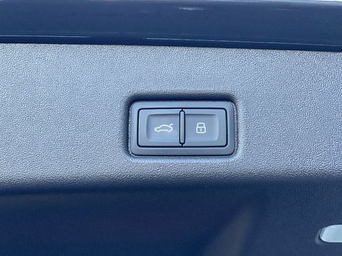 New 2025 Audi Q5 Premium Plus image 11