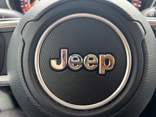 Used 2022 Jeep Wrangler Unlimited Sahara w/ Cold Weather Group AWD/4WD image 22