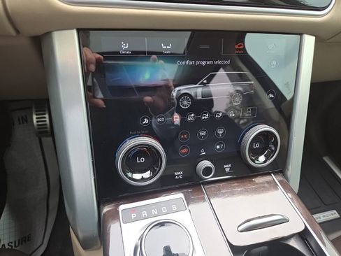 Used 2019 Land Rover Range Rover HSE AWD/4WD image 20