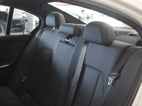 Used 2019 BMW 330i Sedan w/ Driving Assistance Package RWD image 51