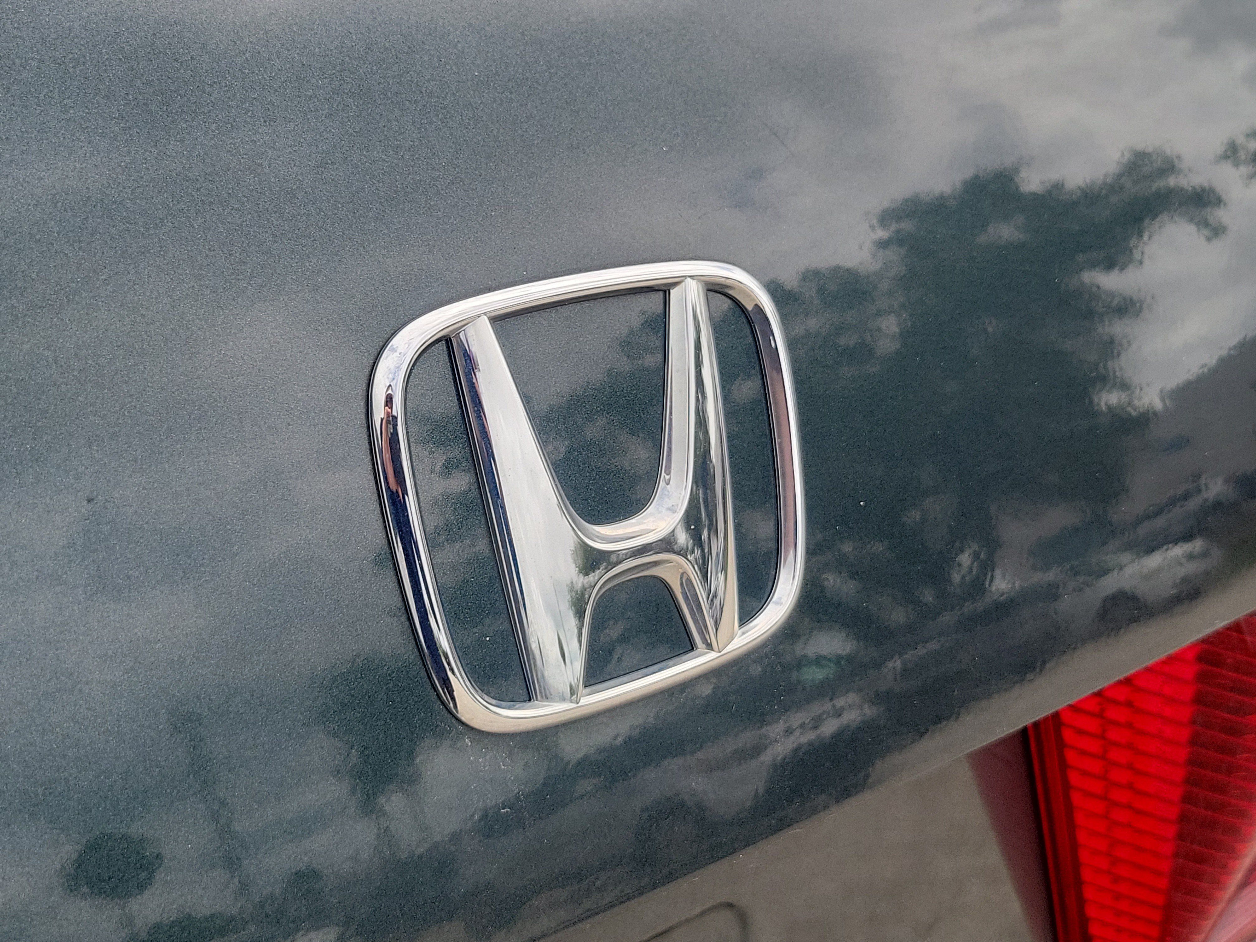Used 2005 Honda Accord EX image 9