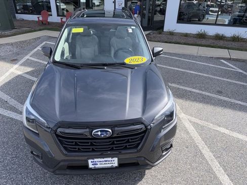 Used 2023 Subaru Forester Limited image 13