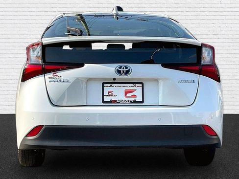 Used 2022 Toyota Prius LE FWD image 5