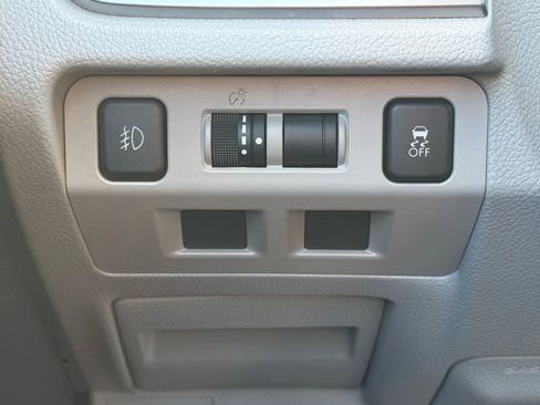 Used 2018 Subaru Forester 2.5i Premium image 36