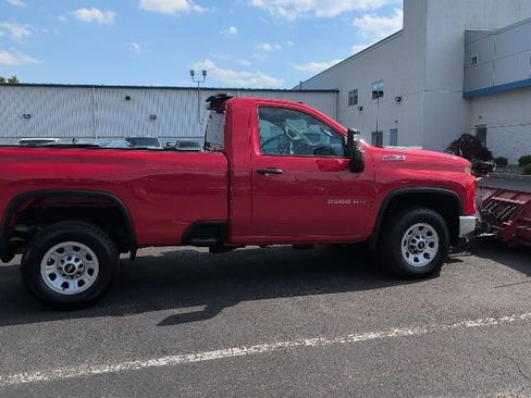 Used 2024 Chevrolet Silverado 2500 W/T w/ WT Convenience Package AWD/4WD image 5