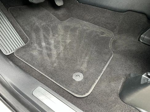 Used 2023 Lincoln Navigator Reserve AWD/4WD image 16